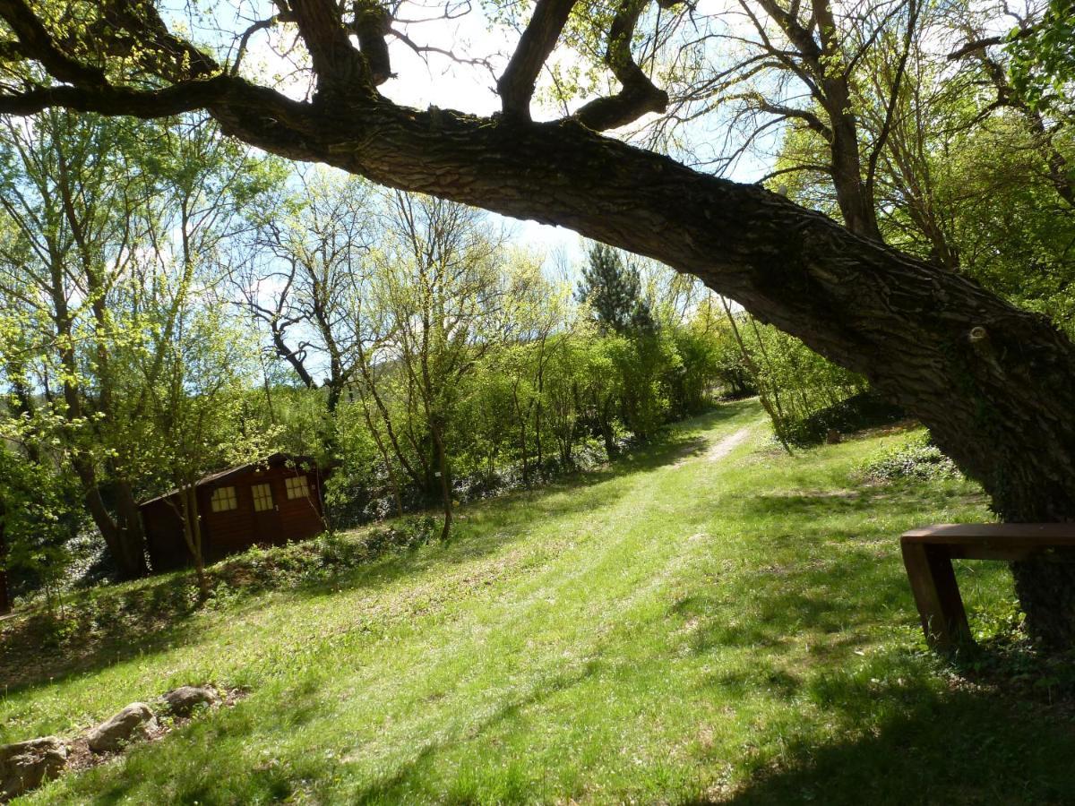 Camping La Vaugelette - Drome Montclar-sur-Gervanne Kültér fotó