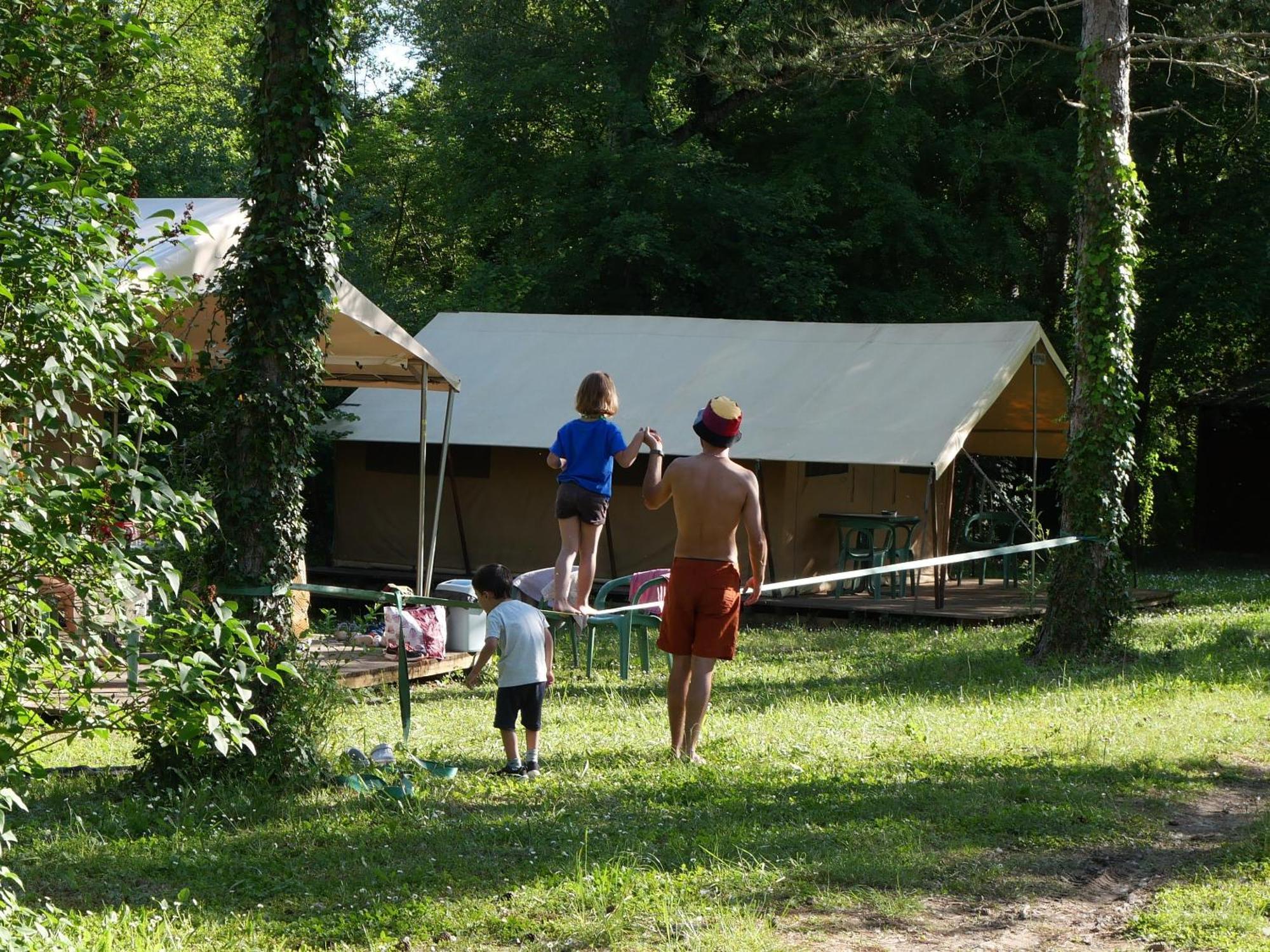 Camping La Vaugelette - Drome Montclar-sur-Gervanne Kültér fotó